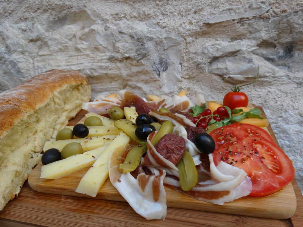 Guesthouse Pjaceta Split Eksteriør billede